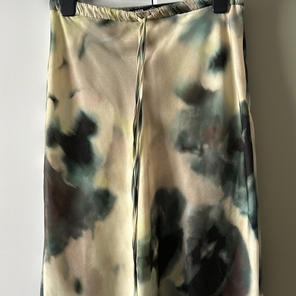 Zara Watercolour Print Skirt - Picture 4 of 8
